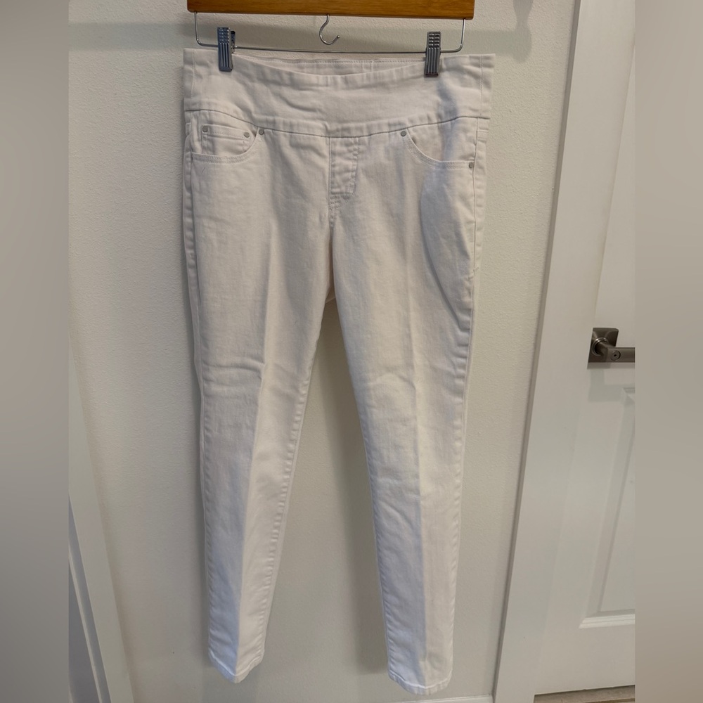 Jag Jeans - Pull On Sleek White Jeans, Size 10 - Picture 3 of 13